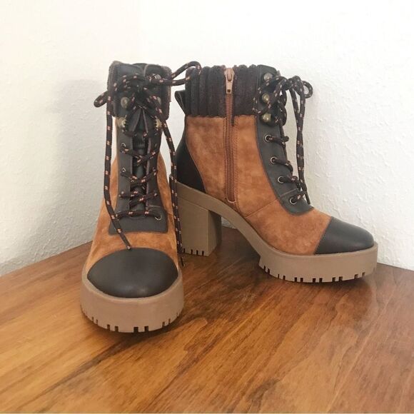 C&V‎ Suede Leather Platform Hiking Boot Bootie Lug Sole Brown Cap Toe Size 6 New - Picture 2 of 13